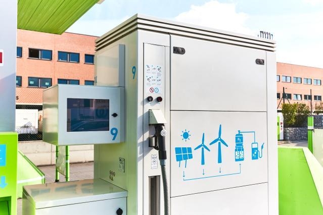 Nearly €1 billion for producing renewable hydrogen in the EU