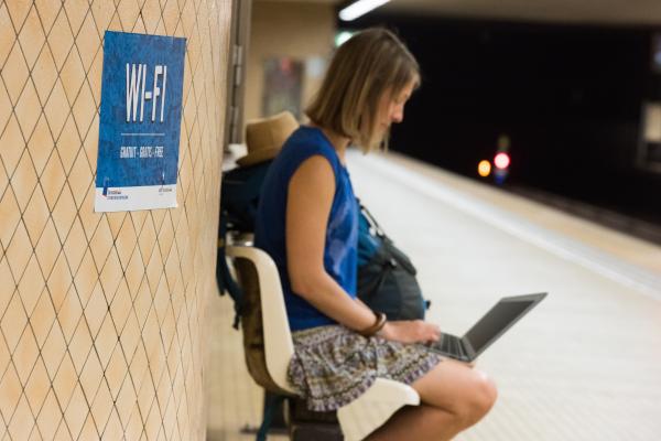 The use of Wi-Fi and roaming in train and metro stations, and in public spaces