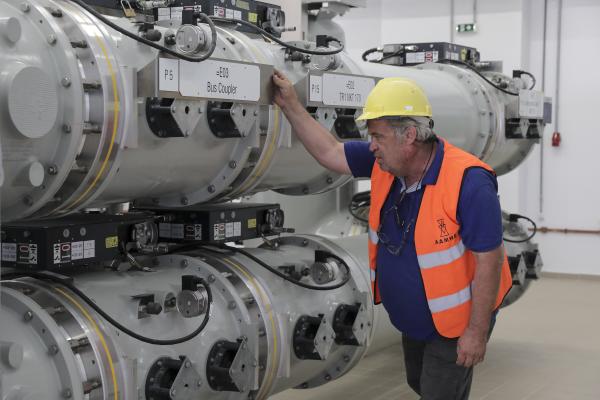 Climate and energy projects: interconnection of the Cyclades Islands, Greece