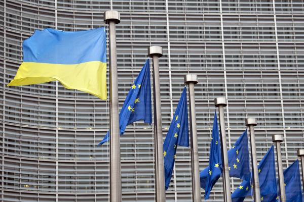Ukrainian flag in front of the Berlaymont building on the occasion of Europe day
