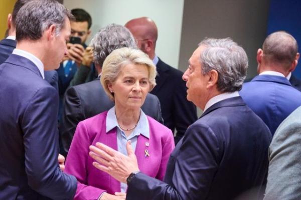 Alexander De Croo, Ursula von der Leyen and Mario Draghi