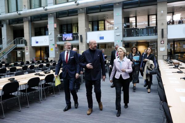 From left to right: Petr FIALA (Prime Minister, Czech Republic), Charles MICHEL (President of the European Council), Ursula VON DER LEYEN (President of the European Commission)