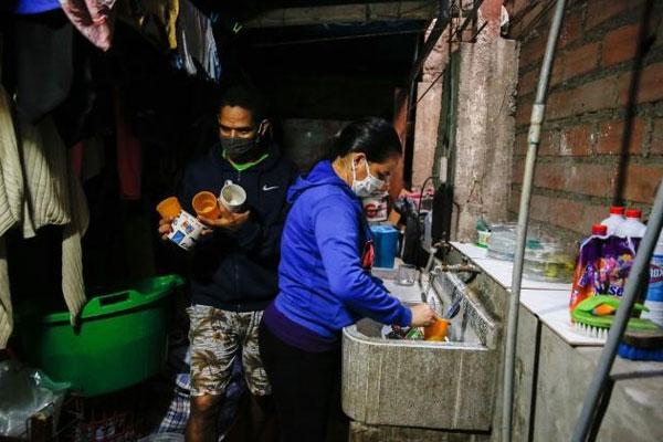 Keeping the house as clean as possible is one of the many precautions to prevent the spread of coronavirus, but buying all the products one needs can be impossible for a family left with no money.