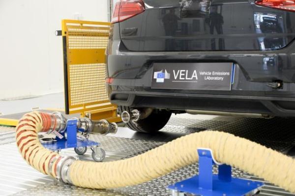 Vehicle inspection carried in the Vehicle Market Surveillance Facilities of the Joint Research Centre (JRC) in Ispra (Italy)