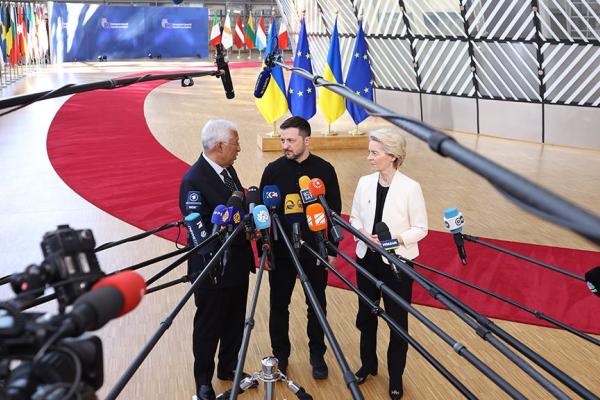 Costa, Zelensky and von der Leyen at Special European Council, March 2025