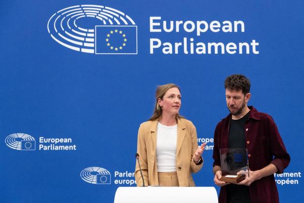Daphne Caruana Galizia Prize 2026 - Giacomo Zandonini and Maite Vermeulen collect their prize at the European Parliament